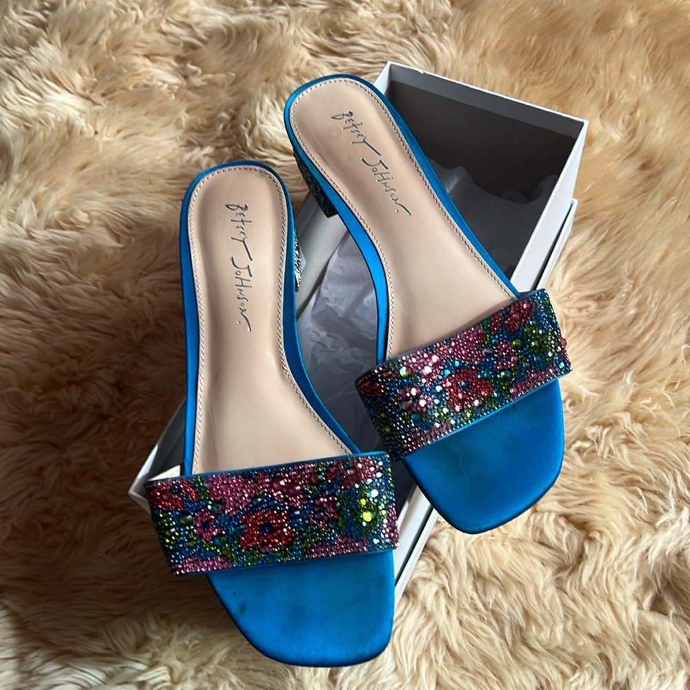 Betsey Johnson Women's Sunny Heeled Sandal
